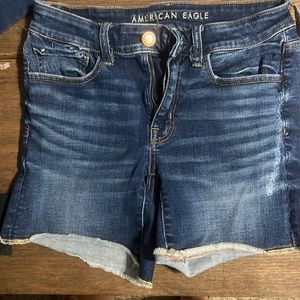 American Eagle shorts size 6